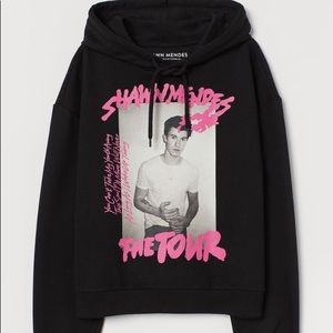 New! Never Worn! H&M Shawn amended “The Tour” Hoodie